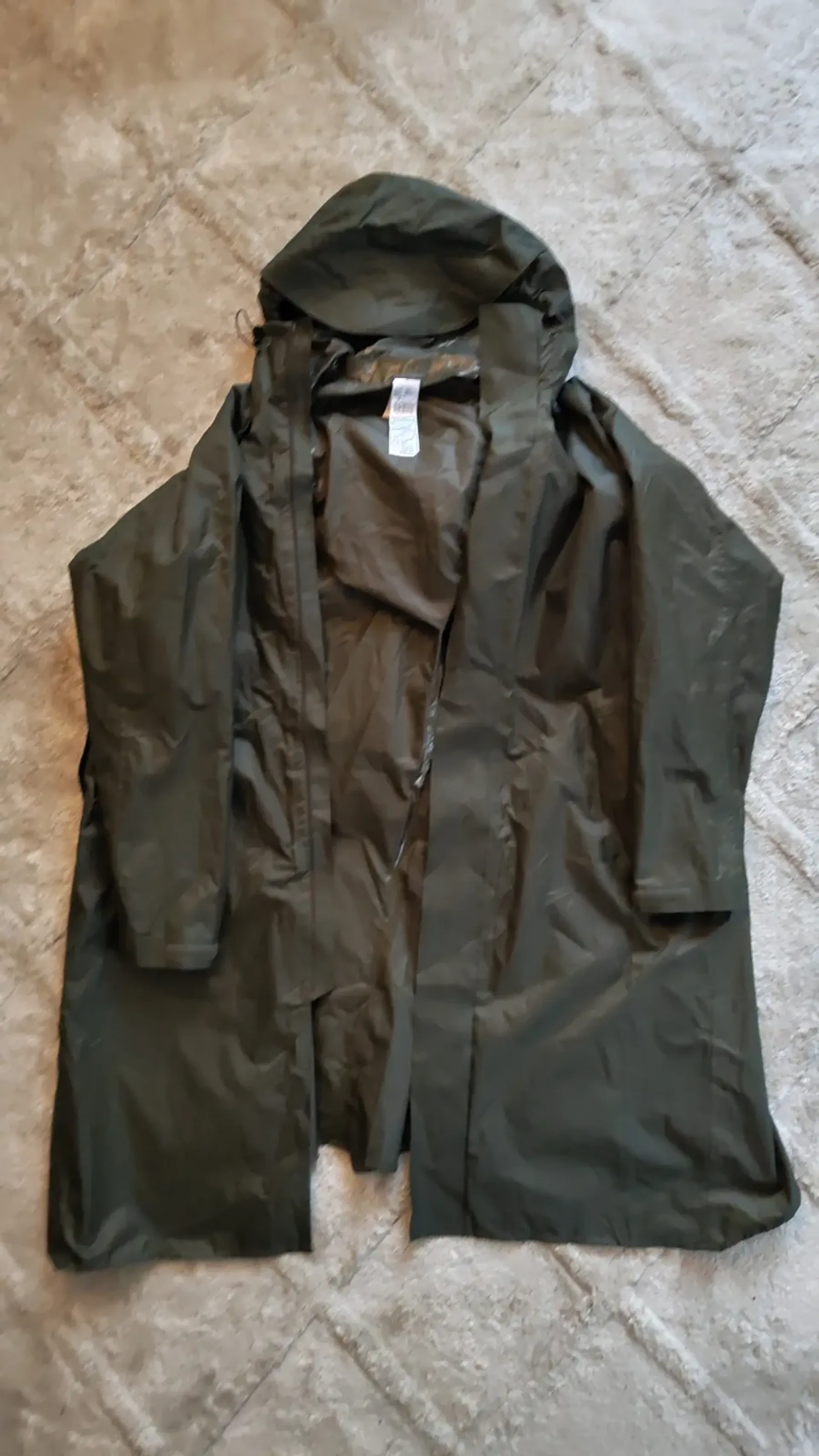 Дождевик-пончо Decathlon Simond Poncho Trek MT900 V2, фото 1 из 8