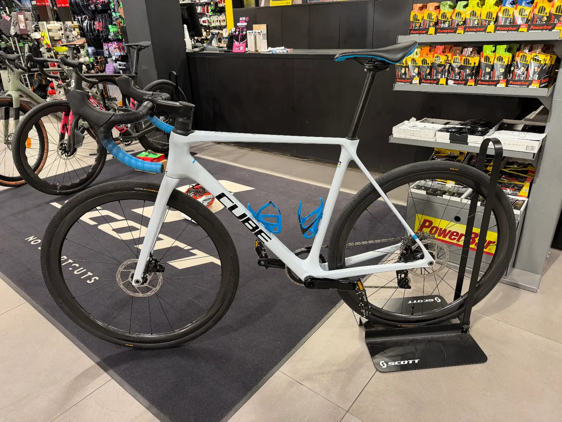 Cube Cross Race C:62 Carbon – Размер 56 – Карбоновые колеса Newmen, фото 2 из 4