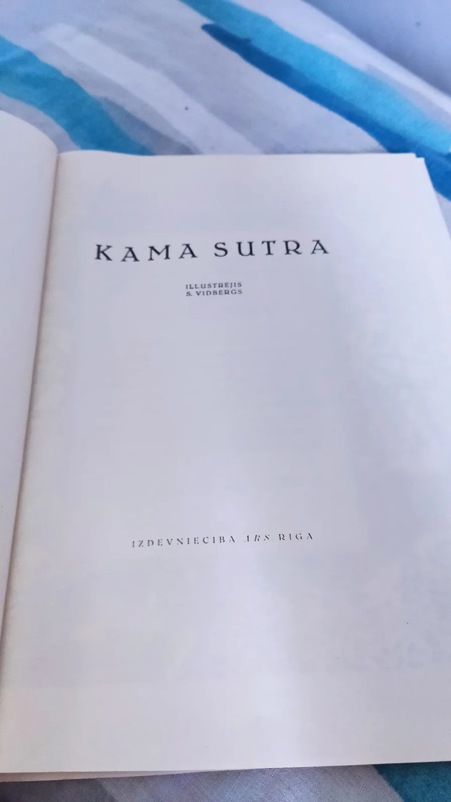 Pirmoji skelbimo nuotrauka: Kama Sutra knyga